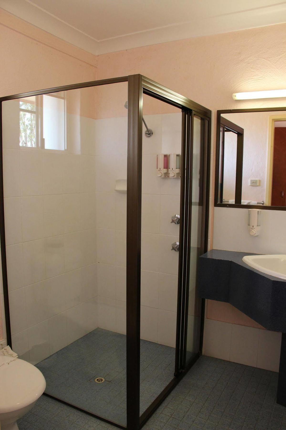 Childers Gateway Motor Inn Екстер'єр фото