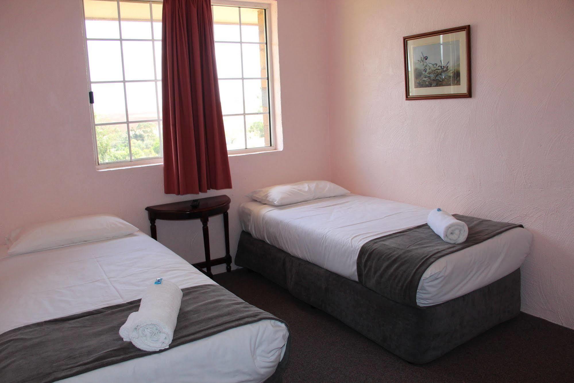 Childers Gateway Motor Inn Екстер'єр фото
