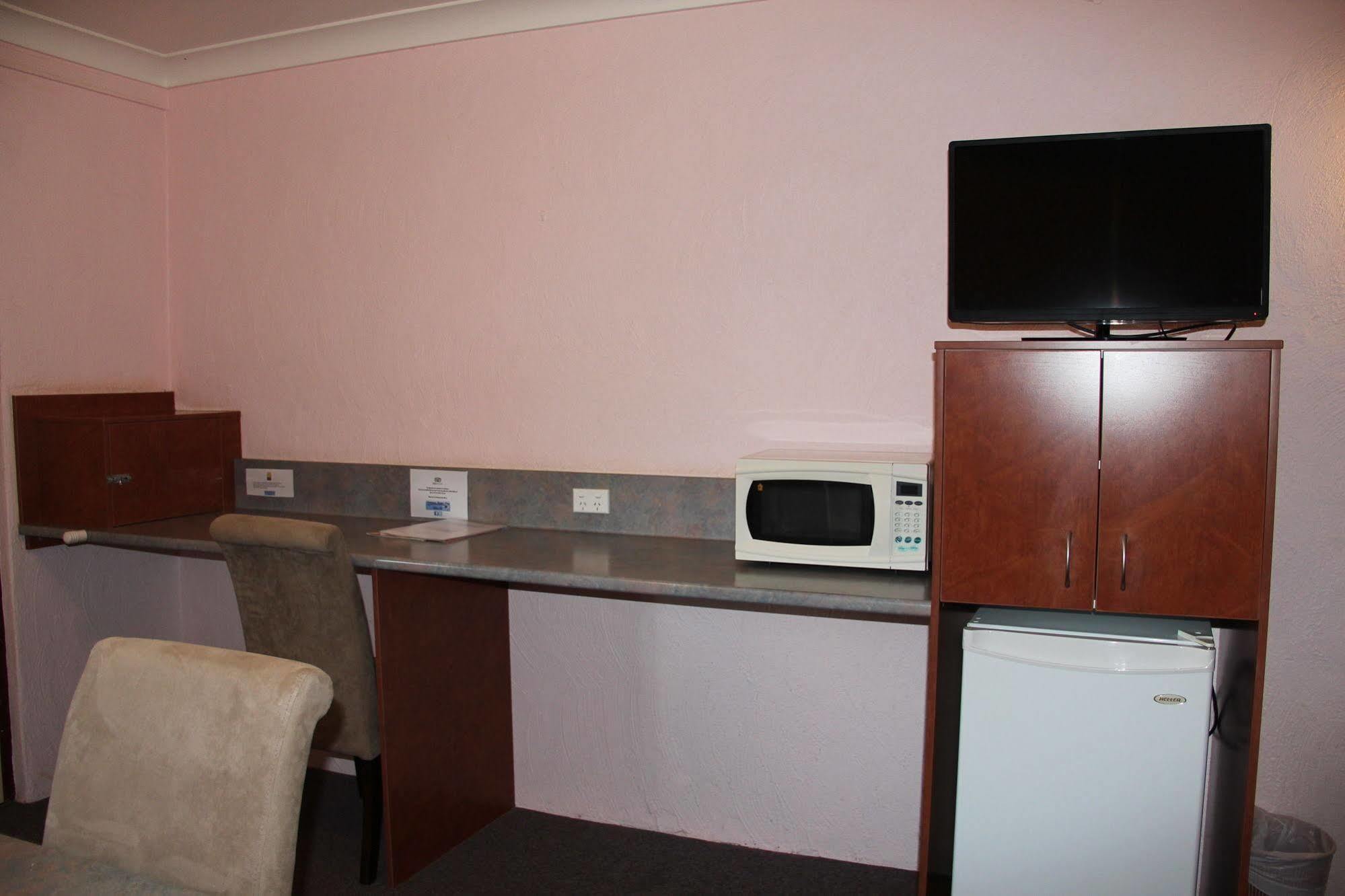 Childers Gateway Motor Inn Екстер'єр фото
